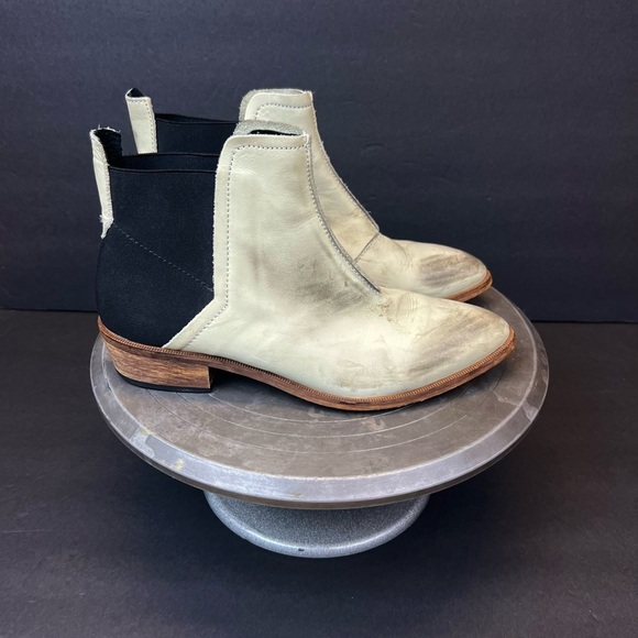 Free People Womens Ankle Boots Size EU 37 US 6.5 Bootie - DIRTY WHITE - Picture 1 of 10